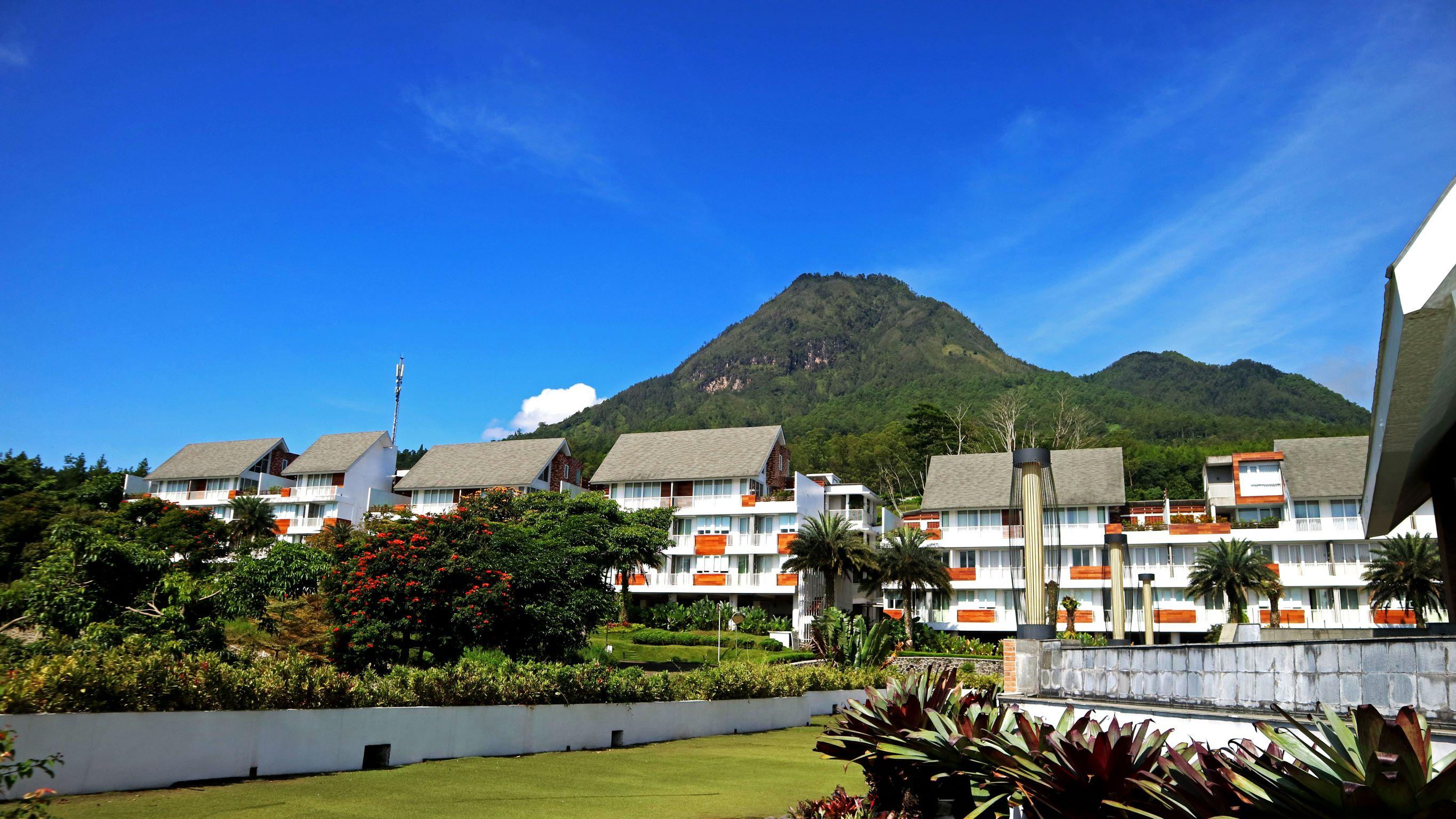 Amartahills Hotel And Resort Batu  Exterior photo