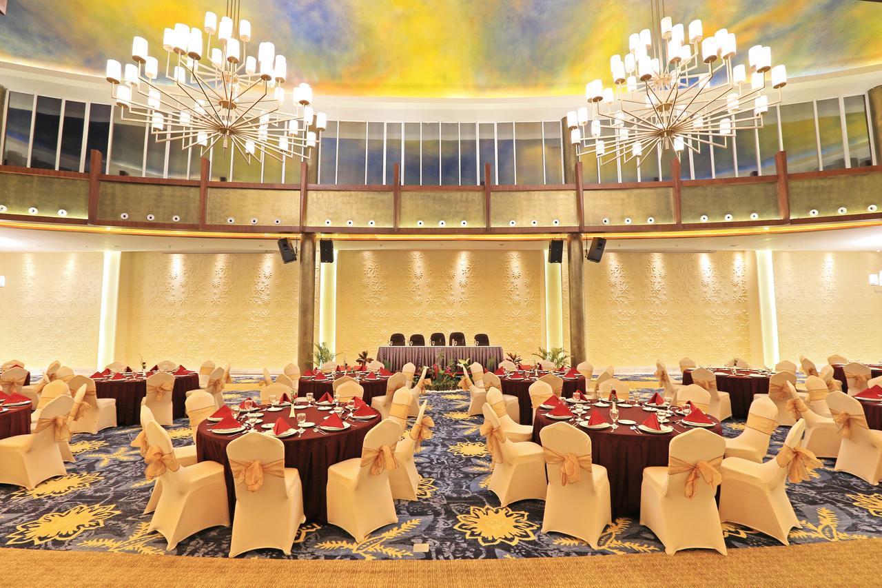 Amartahills Hotel And Resort Batu  Exterior photo